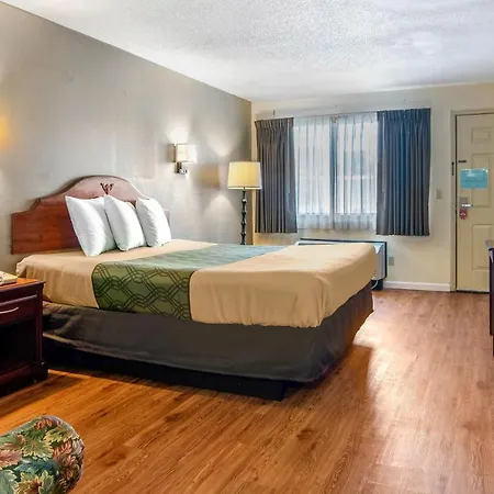 Econo Lodge Inn & Suites Fort Oglethorpe Exterior foto