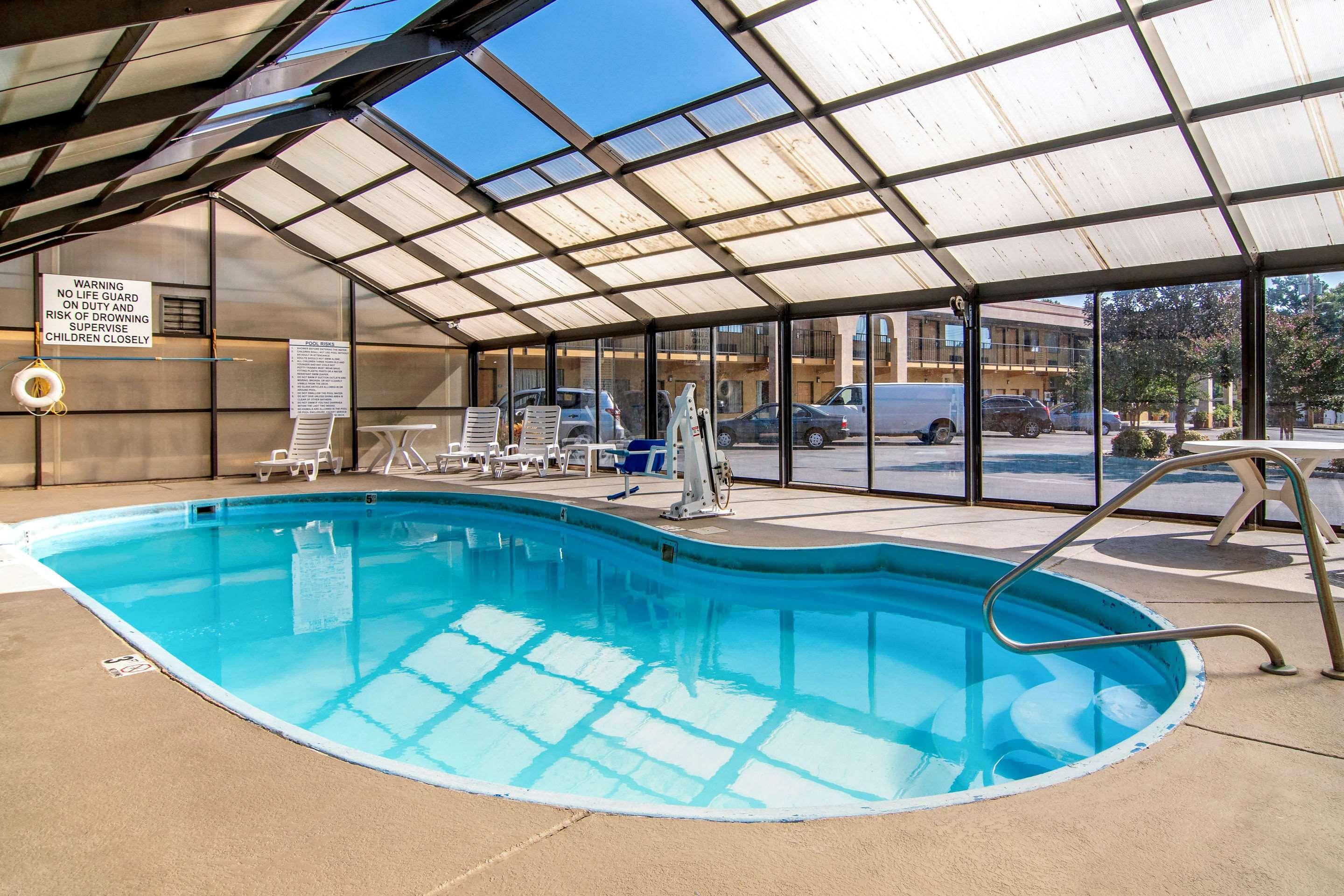 Econo Inn&suites Hotel Fort Oglethorpe