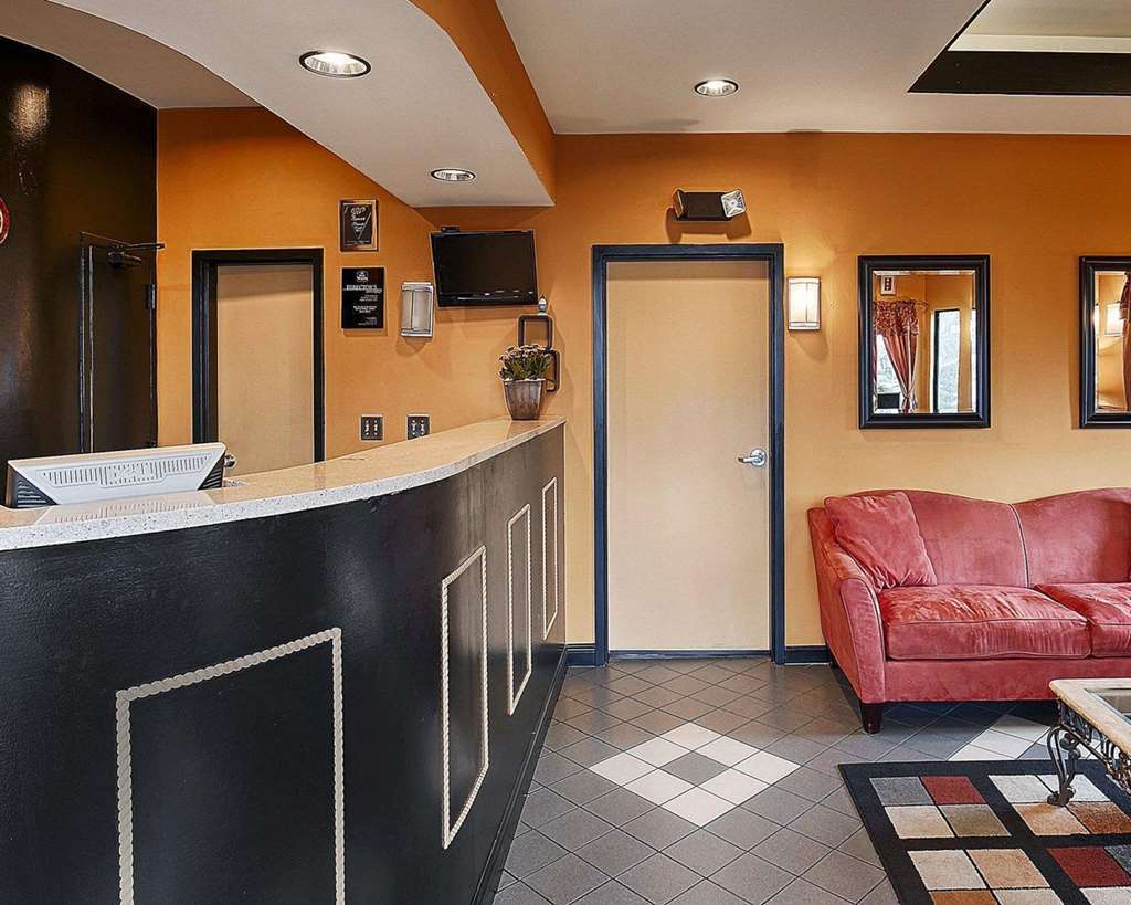 Econo Inn&suites
