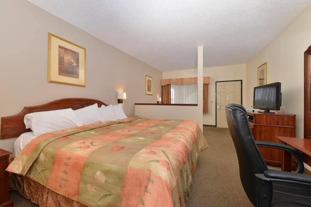 Econo Inn&suites 2*