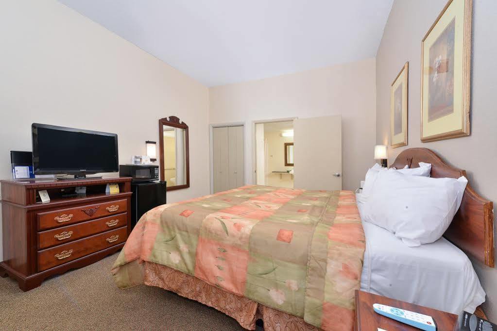 Econo Inn&suites